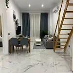 B8 * Fuengirola