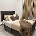 B8 Apartman