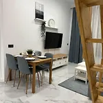B8 Apartman